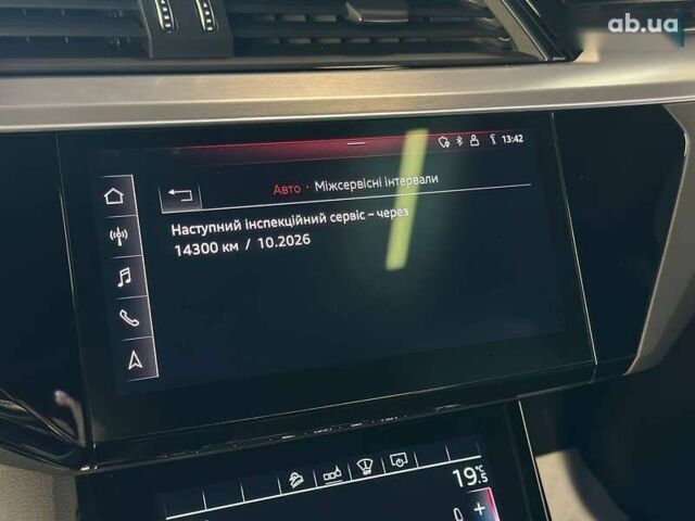 Ауді E-Tron, об'ємом двигуна 0 л та пробігом 53 тис. км за 37900 $, фото 25 на Automoto.ua