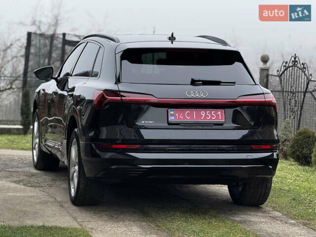 Ауди E-Tron, объемом двигателя 0 л и пробегом 95 тыс. км за 28750 $, фото 12 на Automoto.ua