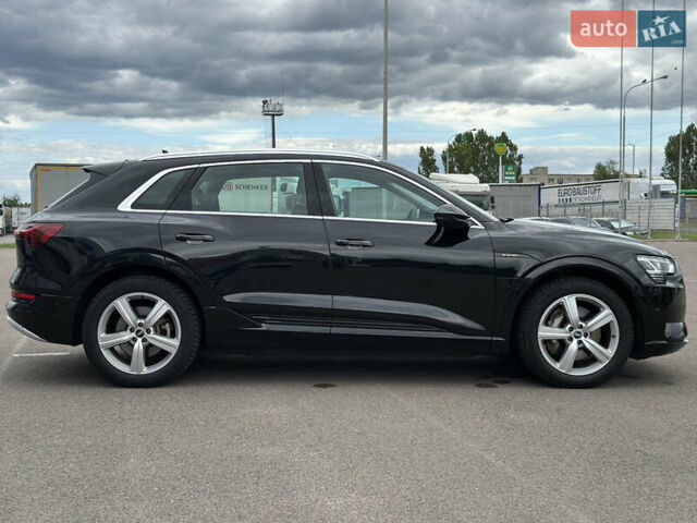 Ауди E-Tron, объемом двигателя 0 л и пробегом 113 тыс. км за 26000 $, фото 4 на Automoto.ua