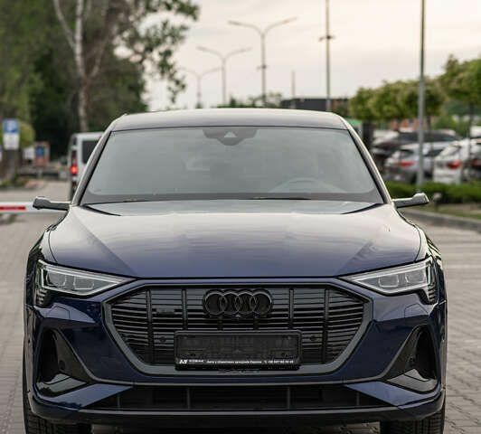 Ауди E-Tron, объемом двигателя 0 л и пробегом 67 тыс. км за 38500 $, фото 10 на Automoto.ua
