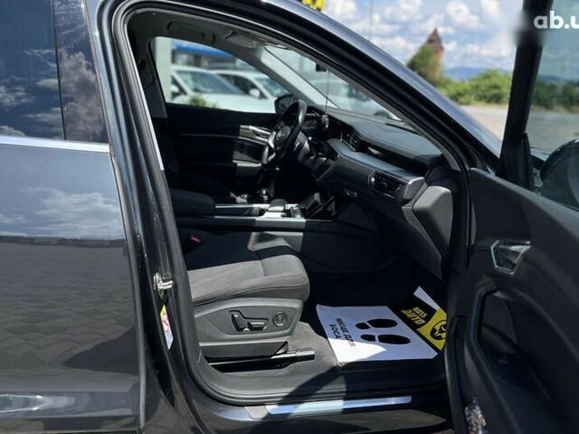Ауди E-Tron, объемом двигателя 0 л и пробегом 115 тыс. км за 26500 $, фото 11 на Automoto.ua