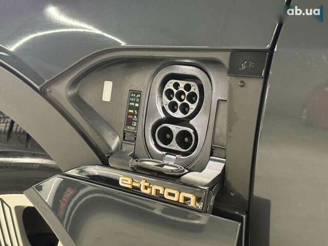 Ауді E-Tron, об'ємом двигуна 0 л та пробігом 207 тис. км за 20000 $, фото 8 на Automoto.ua