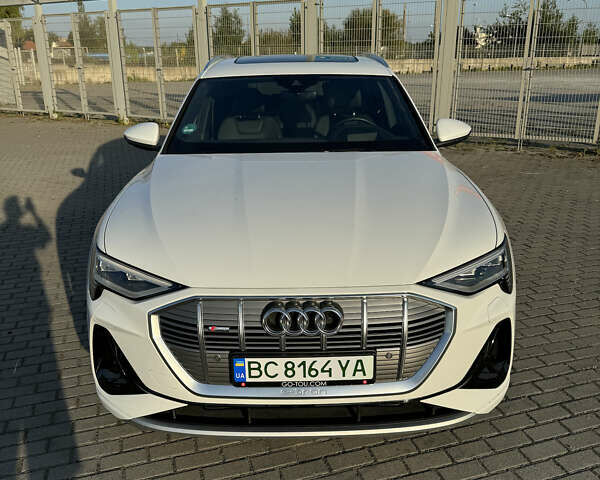 Ауді E-Tron 2020 у Львові на Automoto.ua Ауді E-Tron, об'ємом двигуна 0 л та пробігом 92 тис. км за 29900 $, фото 1 на Automoto.ua