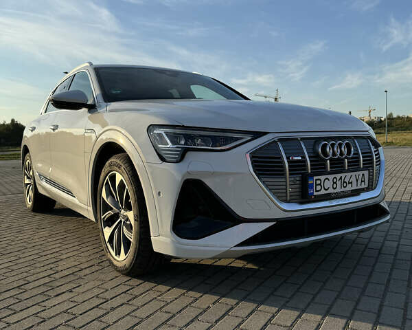 Ауді E-Tron 2020 у Львові на Automoto.ua Ауді E-Tron, об'ємом двигуна 0 л та пробігом 92 тис. км за 29900 $, фото 4 на Automoto.ua