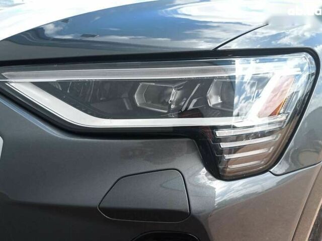 Ауді E-Tron, об'ємом двигуна 0 л та пробігом 37 тис. км за 35800 $, фото 4 на Automoto.ua