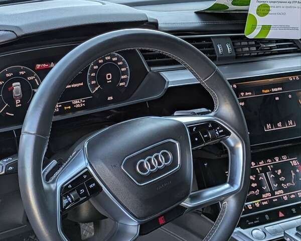 Ауди E-Tron 2020 в Львове на Automoto.ua Ауди E-Tron, объемом двигателя 0 л и пробегом 73 тыс. км за 33100 $, фото 8 на Automoto.ua