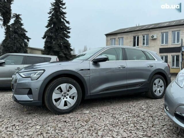 Ауди E-Tron, объемом двигателя 0 л и пробегом 169 тыс. км за 22899 $, фото 3 на Automoto.ua