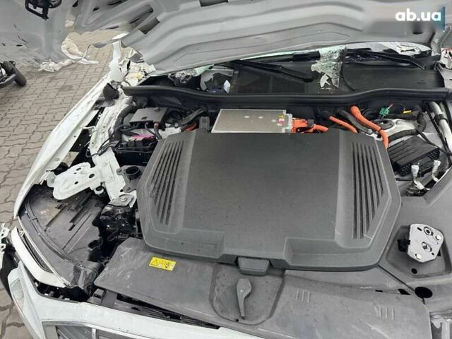 Ауди E-Tron, объемом двигателя 0 л и пробегом 40 тыс. км за 13200 $, фото 9 на Automoto.ua