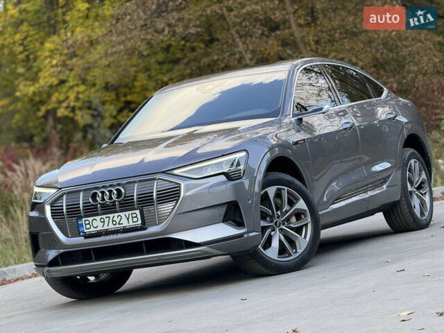 Ауди E-Tron, объемом двигателя 0 л и пробегом 81 тыс. км за 34999 $, фото 6 на Automoto.ua