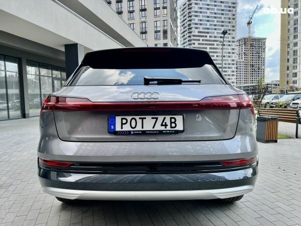 Ауди E-Tron, объемом двигателя 0 л и пробегом 0 тыс. км за 53900 $, фото 7 на Automoto.ua
