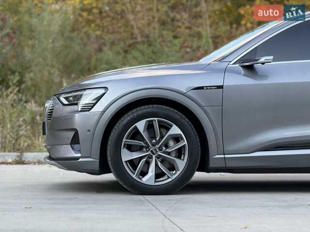 Ауди E-Tron, объемом двигателя 0 л и пробегом 81 тыс. км за 34999 $, фото 15 на Automoto.ua