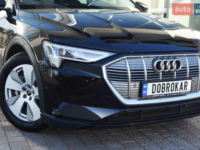 Ауди E-Tron, объемом двигателя 0 л и пробегом 72 тыс. км за 31405 $, фото 4 на Automoto.ua