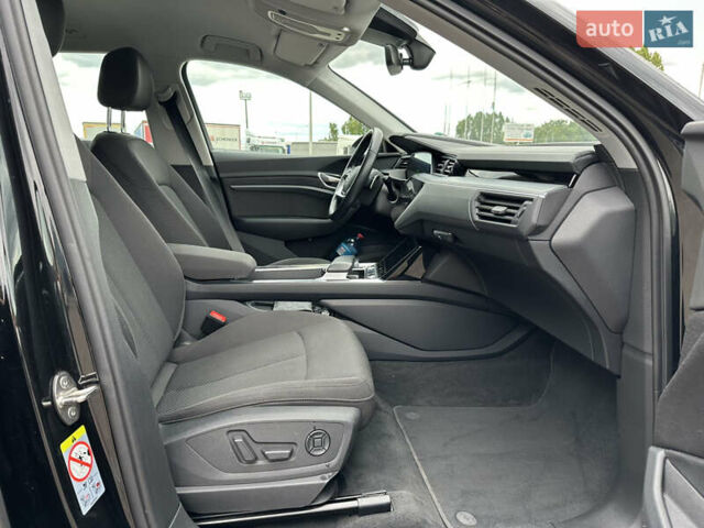 Ауди E-Tron, объемом двигателя 0 л и пробегом 113 тыс. км за 26000 $, фото 15 на Automoto.ua