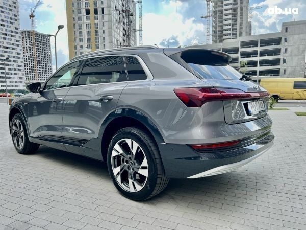 Ауди E-Tron, объемом двигателя 0 л и пробегом 0 тыс. км за 53900 $, фото 3 на Automoto.ua