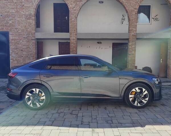 Ауді E-Tron, об'ємом двигуна 0 л та пробігом 94 тис. км за 39900 $, фото 7 на Automoto.ua