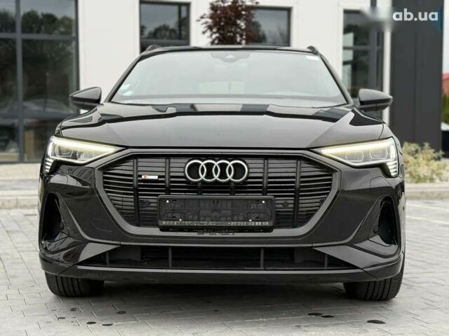 Ауди E-Tron, объемом двигателя 0 л и пробегом 70 тыс. км за 38800 $, фото 5 на Automoto.ua