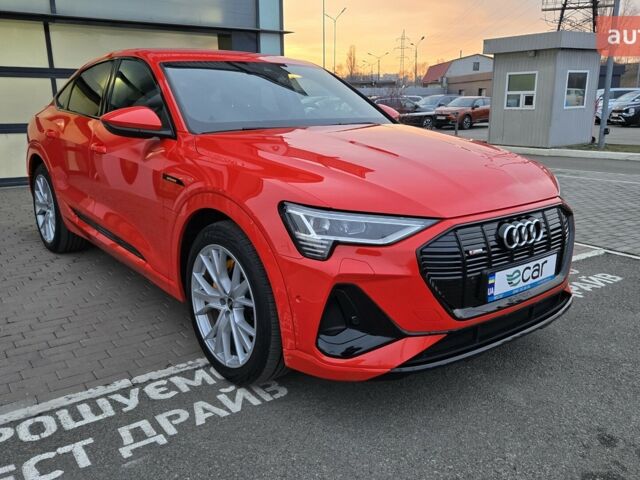 купить новое авто Ауди E-Tron 2021 года от официального дилера E-Car Ауди фото