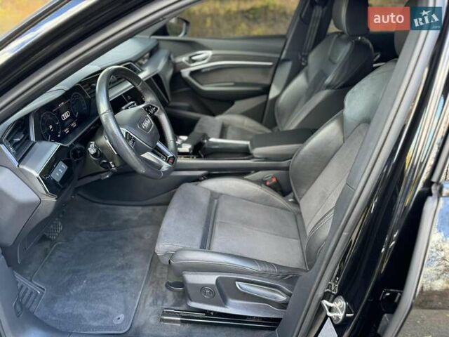 Ауди E-Tron, объемом двигателя 0 л и пробегом 65 тыс. км за 25599 $, фото 30 на Automoto.ua