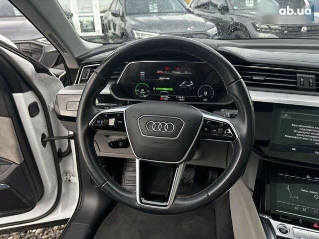 Ауди E-Tron, объемом двигателя 0 л и пробегом 101 тыс. км за 38500 $, фото 18 на Automoto.ua