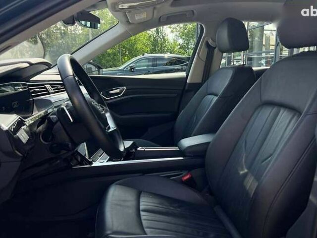 Ауди E-Tron, объемом двигателя 0 л и пробегом 45 тыс. км за 34300 $, фото 12 на Automoto.ua