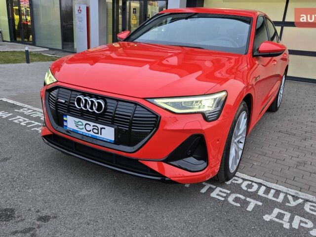 купить новое авто Ауди E-Tron 2021 года от официального дилера E-Car Ауди фото