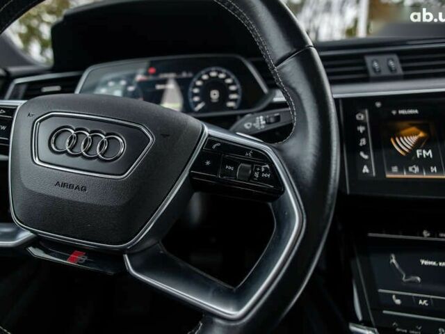 Ауді E-Tron, об'ємом двигуна 0 л та пробігом 75 тис. км за 37900 $, фото 15 на Automoto.ua