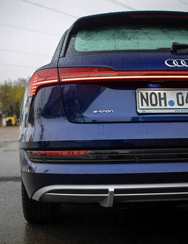 Ауді E-Tron, об'ємом двигуна 0 л та пробігом 81 тис. км за 34500 $, фото 6 на Automoto.ua