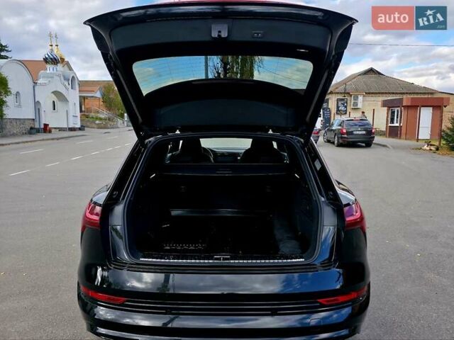 Ауди E-Tron, объемом двигателя 0 л и пробегом 73 тыс. км за 44700 $, фото 20 на Automoto.ua