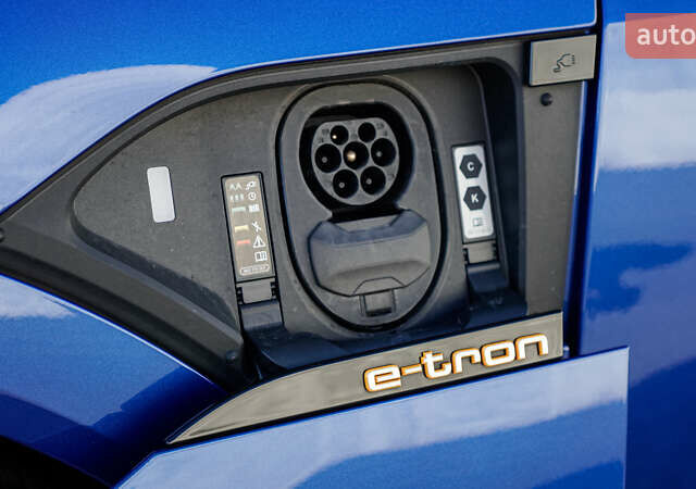 Ауди E-Tron, объемом двигателя 0 л и пробегом 60 тыс. км за 41500 $, фото 19 на Automoto.ua