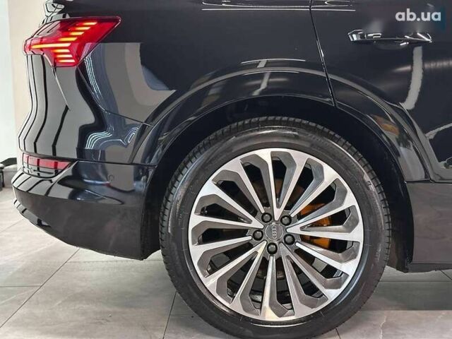 Ауди E-Tron, объемом двигателя 0 л и пробегом 69 тыс. км за 35000 $, фото 9 на Automoto.ua