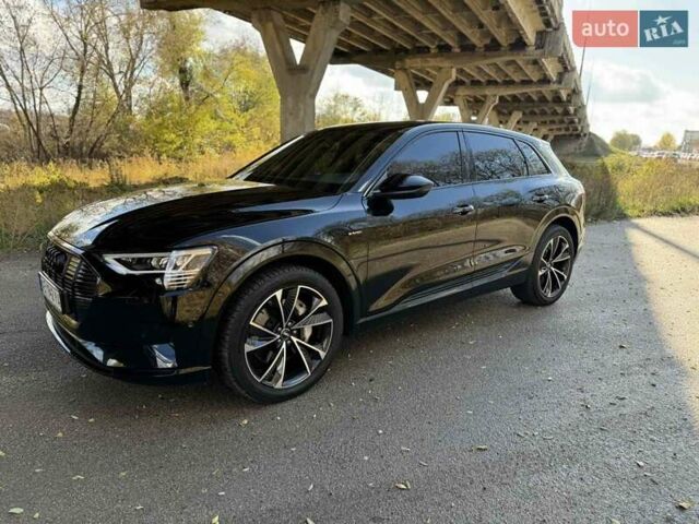 Ауди E-Tron, объемом двигателя 0 л и пробегом 65 тыс. км за 25599 $, фото 13 на Automoto.ua