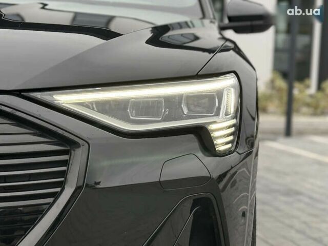 Ауди E-Tron, объемом двигателя 0 л и пробегом 70 тыс. км за 38800 $, фото 6 на Automoto.ua