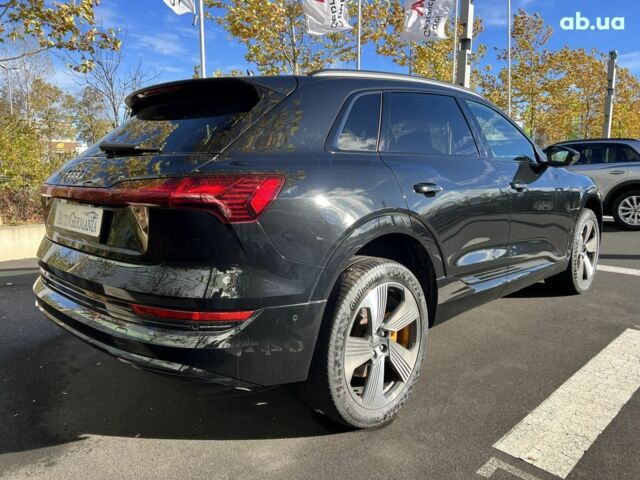 Ауди E-Tron, объемом двигателя 0 л и пробегом 30 тыс. км за 59665 $, фото 12 на Automoto.ua