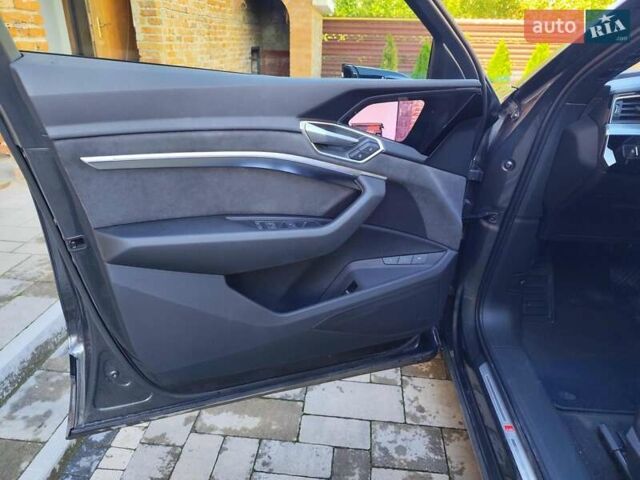 Ауді E-Tron, об'ємом двигуна 0 л та пробігом 94 тис. км за 39900 $, фото 9 на Automoto.ua