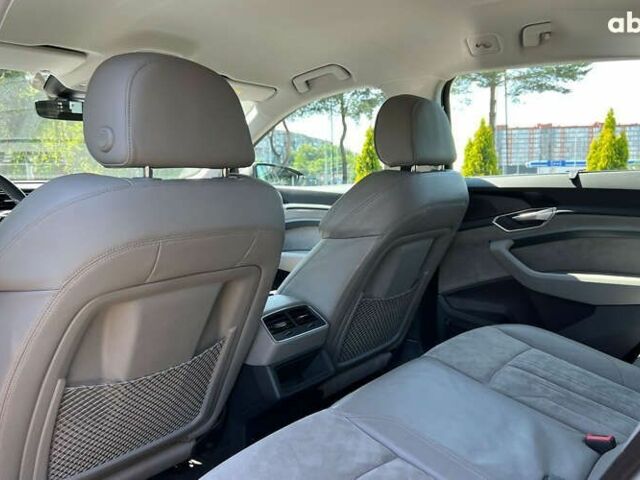 Ауди E-Tron, объемом двигателя 0 л и пробегом 57 тыс. км за 37900 $, фото 12 на Automoto.ua