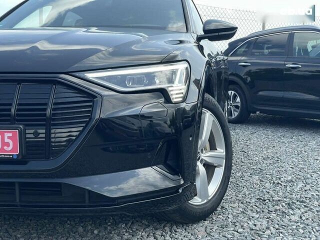 Ауди E-Tron, объемом двигателя 0 л и пробегом 70 тыс. км за 39499 $, фото 8 на Automoto.ua