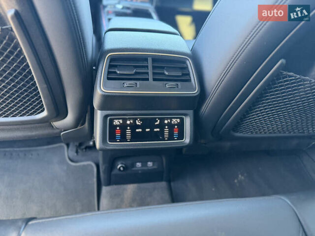 Ауді E-Tron, об'ємом двигуна 0 л та пробігом 129 тис. км за 28500 $, фото 17 на Automoto.ua