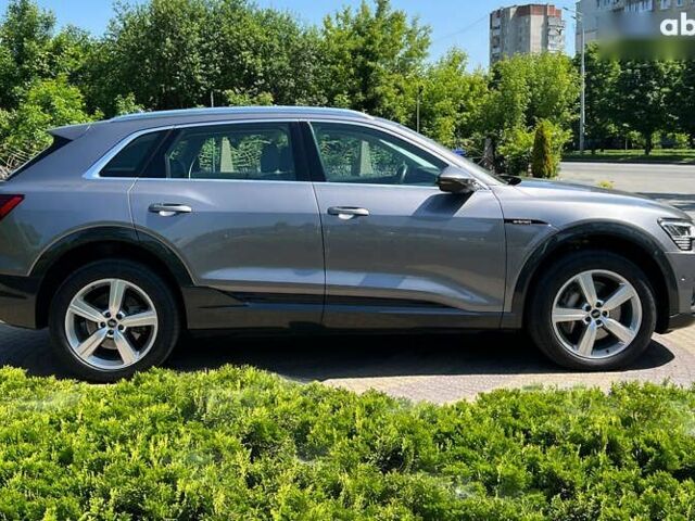 Ауди E-Tron, объемом двигателя 0 л и пробегом 57 тыс. км за 37900 $, фото 7 на Automoto.ua