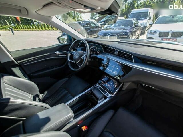 Ауди E-Tron, объемом двигателя 0 л и пробегом 120 тыс. км за 32900 $, фото 7 на Automoto.ua