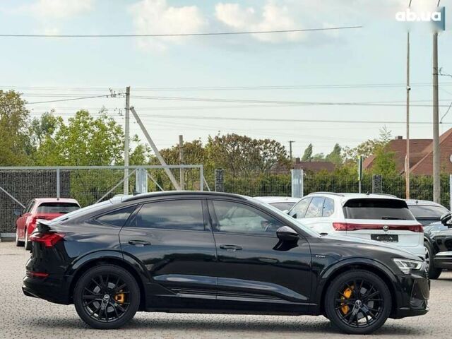 Ауди E-Tron, объемом двигателя 0 л и пробегом 64 тыс. км за 42999 $, фото 2 на Automoto.ua