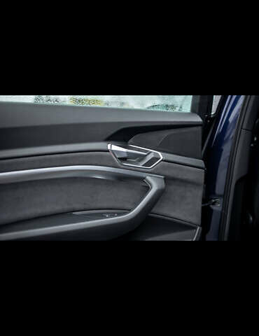 Ауді E-Tron, об'ємом двигуна 0 л та пробігом 81 тис. км за 34500 $, фото 23 на Automoto.ua