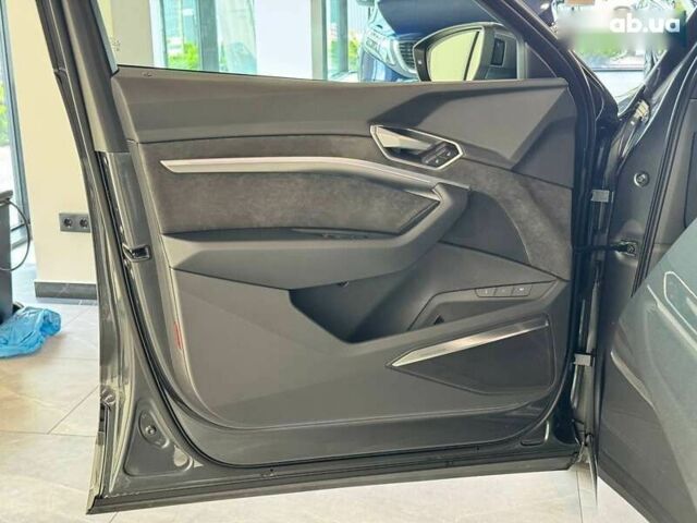 Ауди E-Tron, объемом двигателя 0 л и пробегом 72 тыс. км за 42200 $, фото 11 на Automoto.ua