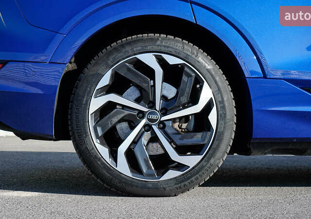 Ауди E-Tron, объемом двигателя 0 л и пробегом 60 тыс. км за 41500 $, фото 12 на Automoto.ua