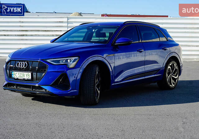 Ауди E-Tron, объемом двигателя 0 л и пробегом 60 тыс. км за 41500 $, фото 5 на Automoto.ua