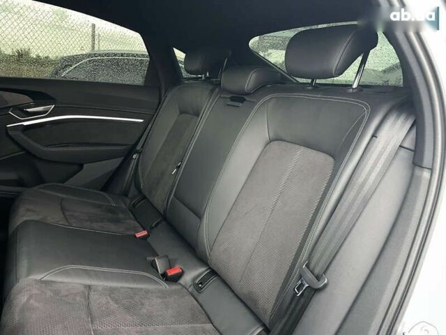 Ауди E-Tron, объемом двигателя 0 л и пробегом 29 тыс. км за 33999 $, фото 17 на Automoto.ua