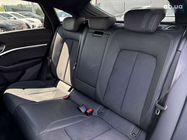Ауди E-Tron, объемом двигателя 0 л и пробегом 115 тыс. км за 37600 $, фото 14 на Automoto.ua