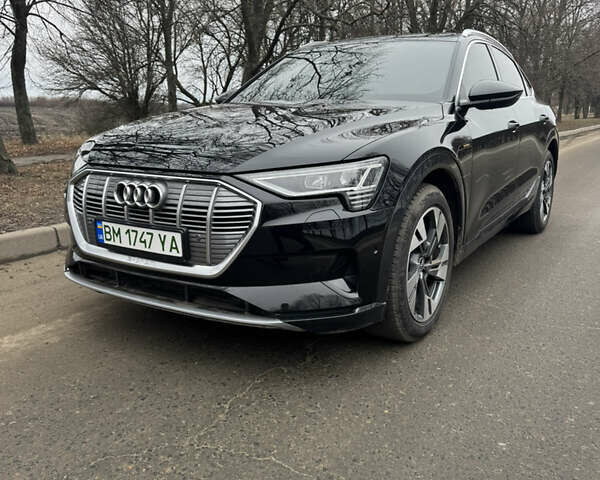 Ауди E-Tron, объемом двигателя 0 л и пробегом 75 тыс. км за 33700 $, фото 2 на Automoto.ua