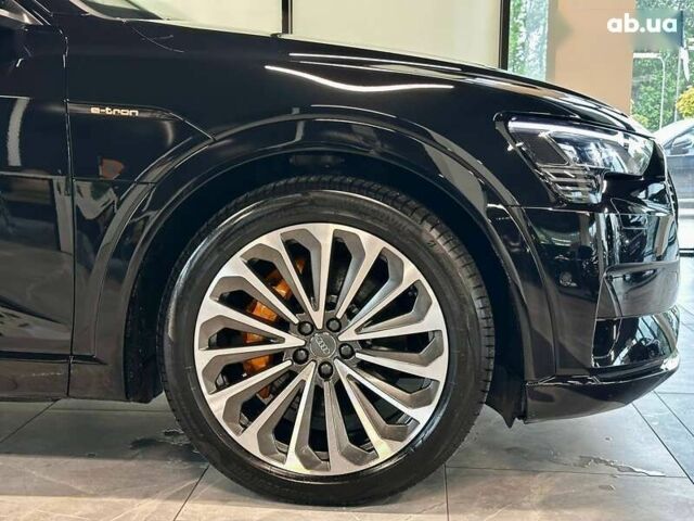 Ауди E-Tron, объемом двигателя 0 л и пробегом 69 тыс. км за 35000 $, фото 7 на Automoto.ua