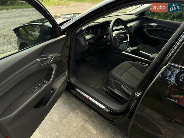 Ауди E-Tron, объемом двигателя 0 л и пробегом 35 тыс. км за 30000 $, фото 28 на Automoto.ua