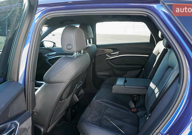 Ауди E-Tron, объемом двигателя 0 л и пробегом 60 тыс. км за 41500 $, фото 30 на Automoto.ua